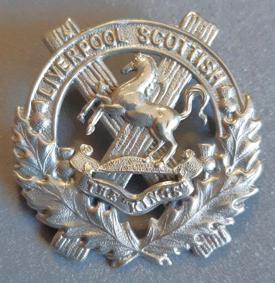 BRITISH - Liverpool Scottish (10th Battalion King's Liverpool Regiment) White Metal Hat Badge