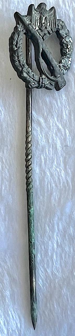 WW2 GERMAN INFANTRY ASSAULT LAPEL PIN