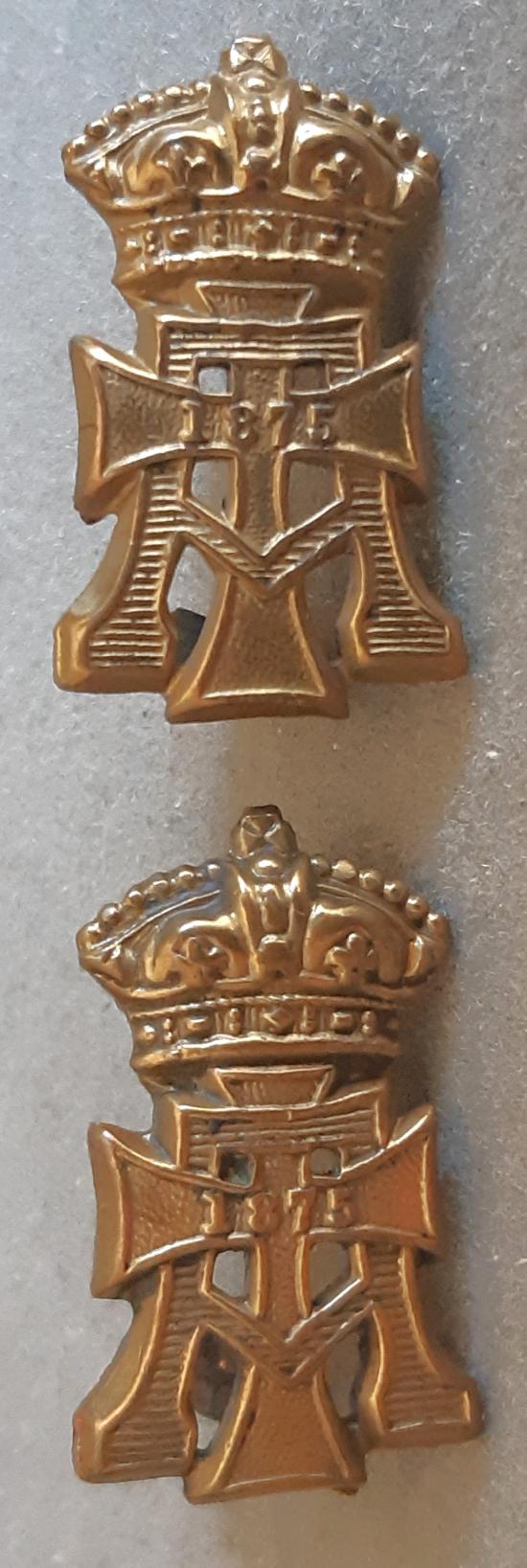 BRITISH - Green Howards (Alexandra Princess of Wales’s Own Yorkshire Regt.) Pair Gilding Metal Collars (Churchill 561)