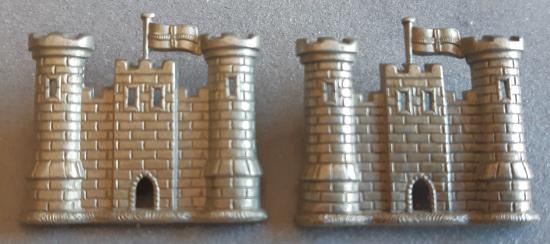 CANADA - Royal Canadian Dragoons Pair White Metal Collar Badges