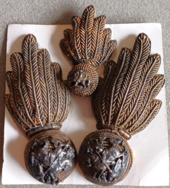 BRITISH - Northumberland Fusiliers Pair Large Bullion Collars (Churchill128/129) & 1 x Small Bullion Collar (Churchill 135)